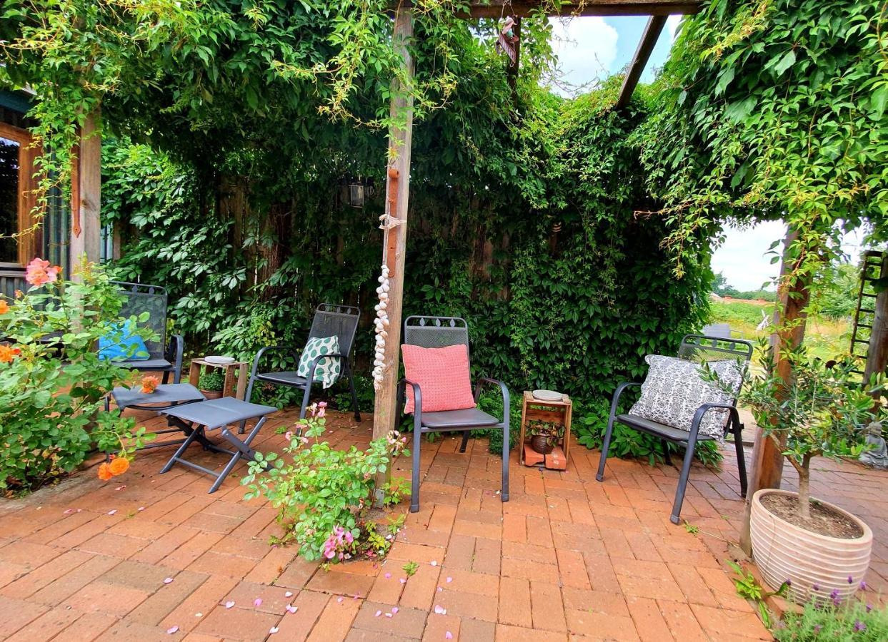 Schmiede1860 Bed & Breakfast Gross Dratow Bagian luar foto