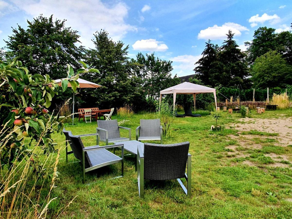 Schmiede1860 Bed & Breakfast Gross Dratow Bagian luar foto