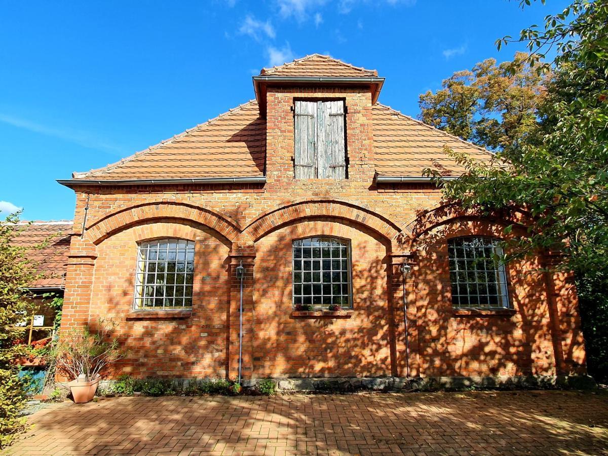 Schmiede1860 Bed & Breakfast Gross Dratow Bagian luar foto