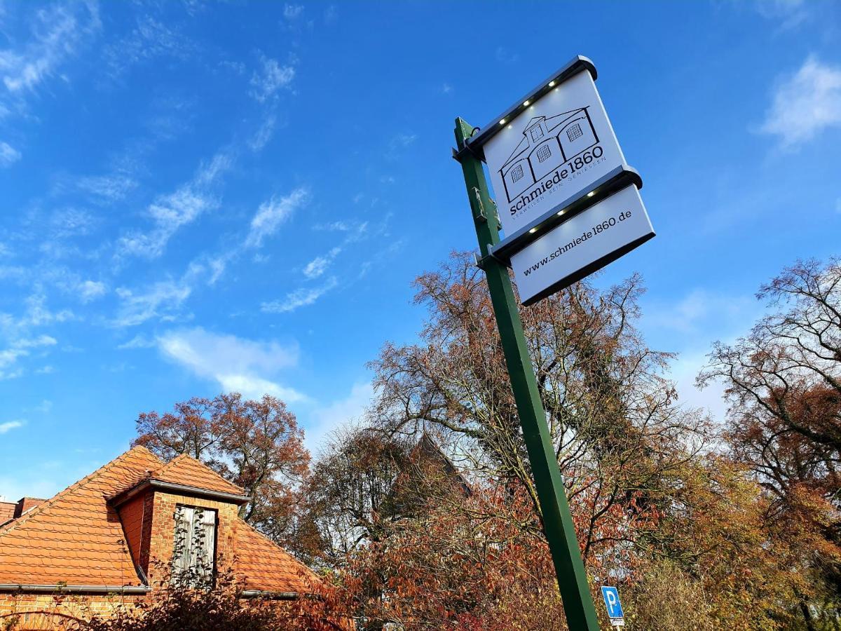 Schmiede1860 Bed & Breakfast Gross Dratow Bagian luar foto